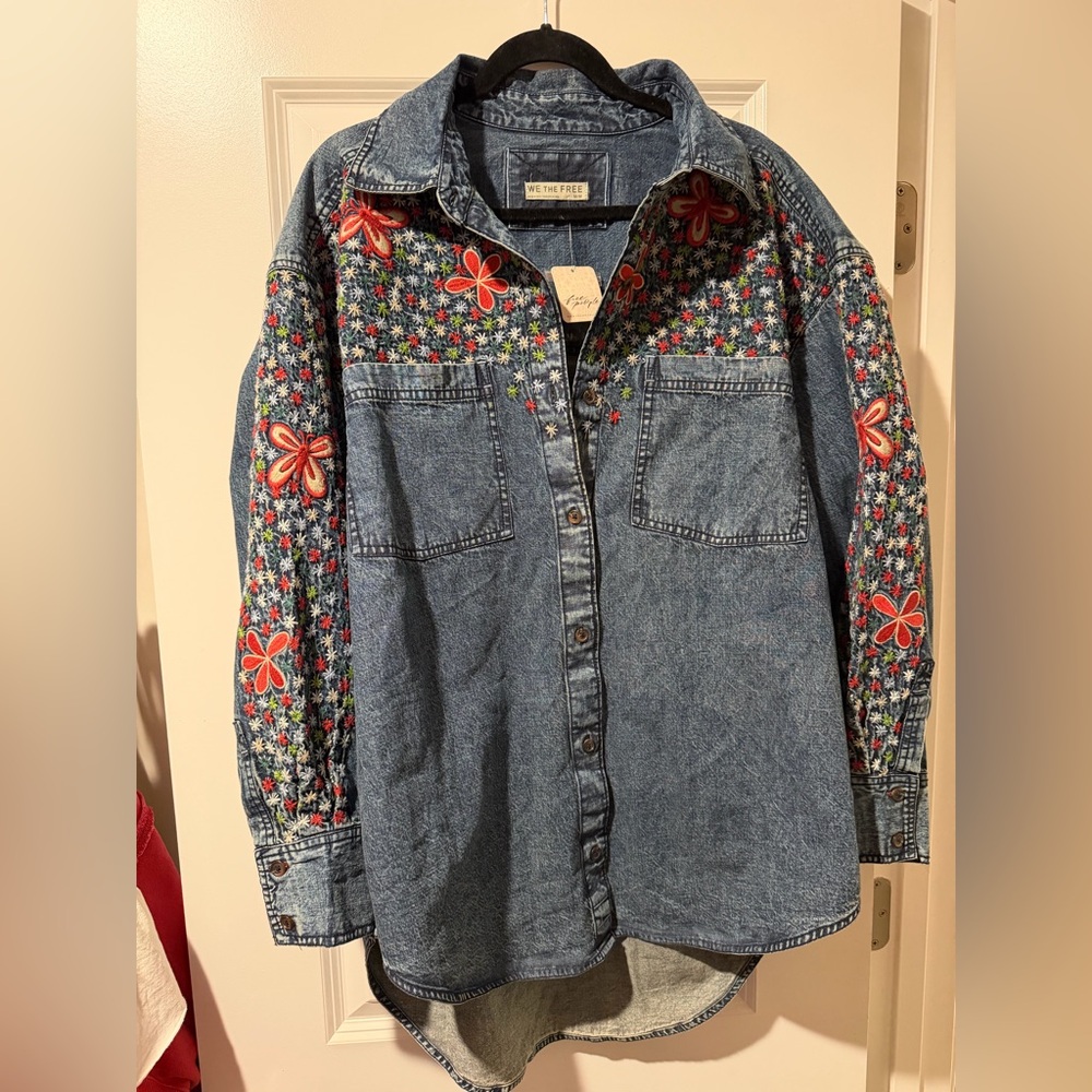 We The Free Blue Denim Shirt with Floral Embroidery 🔥 Size M